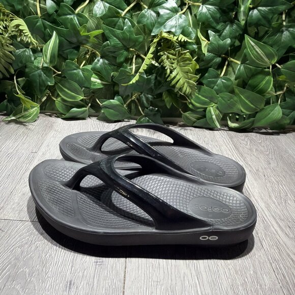 OOFOS OOlala Luxe Women's Flip Flop US 8 Black Casual Comfort Slip On Thong - Picture 4 of 9